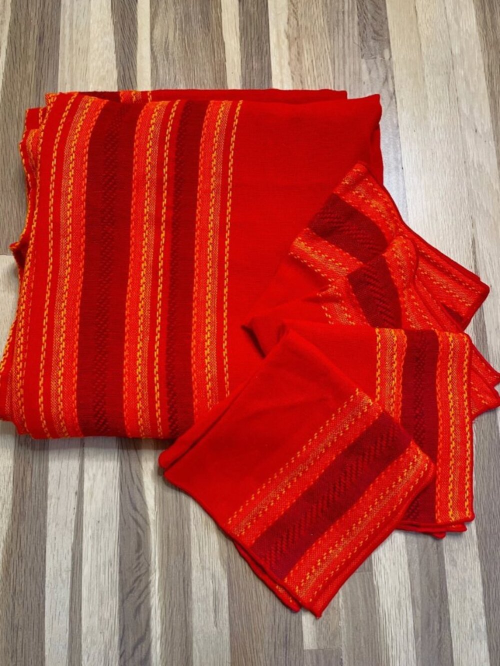 Large Tablecloth & Set of 4 MCM Cloth Napkins Groovy Orange Yellow Red Bright